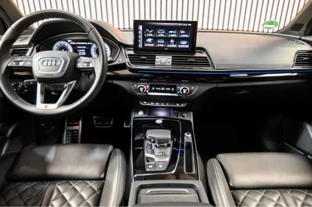 Audi  (2023) thumbnail 4