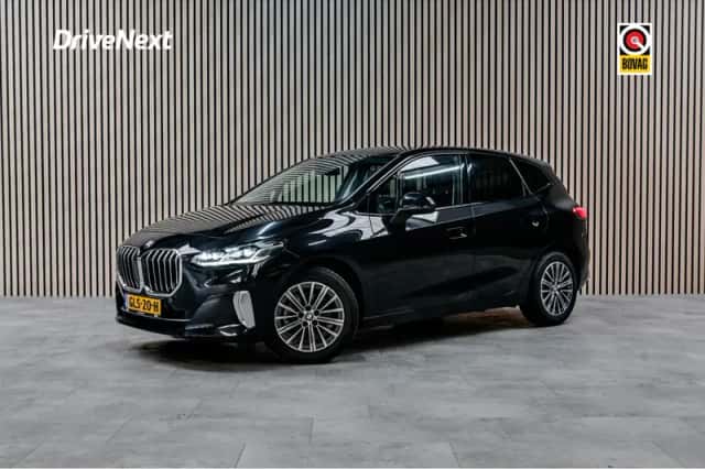 BMW  (2022) thumbnail 1
