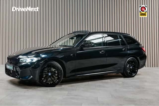 BMW  (2025) thumbnail 1