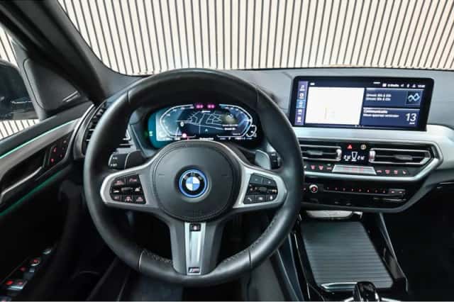 BMW  (2024) thumbnail 5