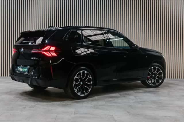 BMW X3 (2025) thumbnail 3