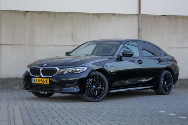 BMW 3-Serie (2021) thumbnail 1