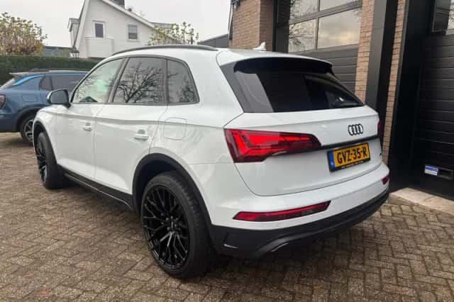 Audi Q5 (2021) thumbnail 3