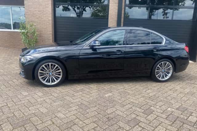 BMW 3-Serie (2016) thumbnail 2
