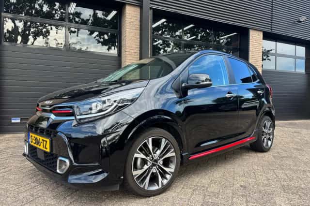 Kia Picanto (2023) thumbnail 1