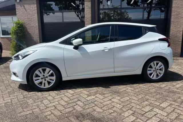 Nissan Micra (2019) thumbnail 2