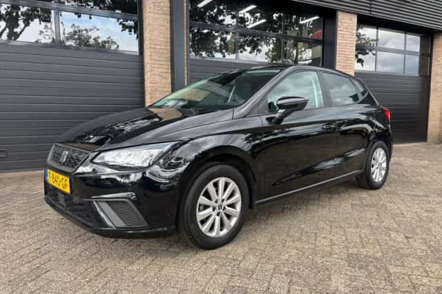 SEAT Ibiza (2023) thumbnail 1