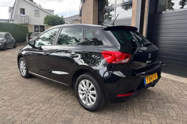 SEAT Ibiza (2023) thumbnail 3