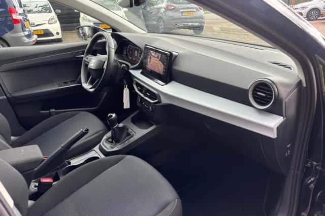 SEAT Ibiza (2023) thumbnail 5