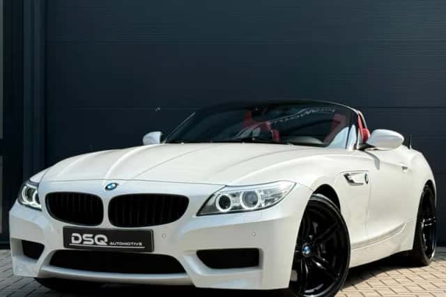 BMW Z4 (2013) thumbnail 1