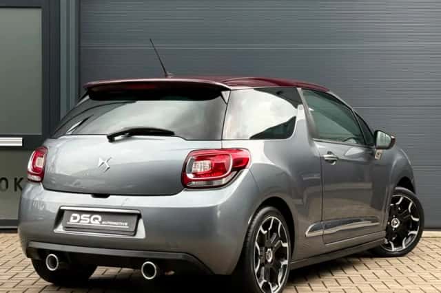 Citroën DS3 (2011) thumbnail 2