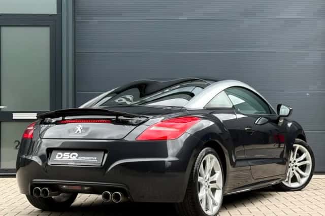 Peugeot RCZ (2011) thumbnail 2