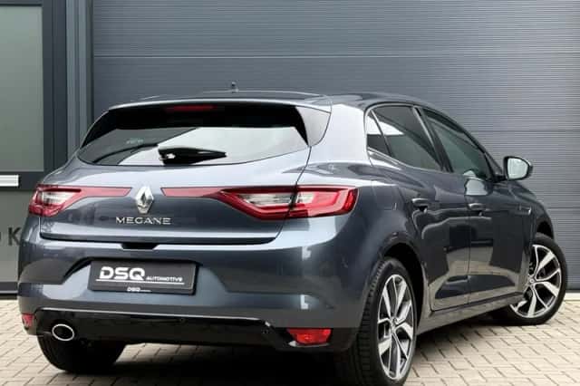Renault Mégane (2016) thumbnail 2