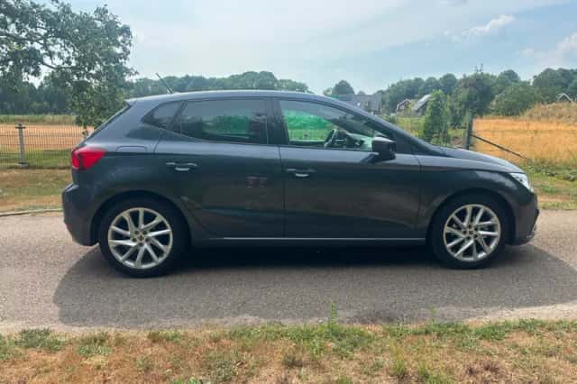 SEAT Ibiza (2022) thumbnail 6