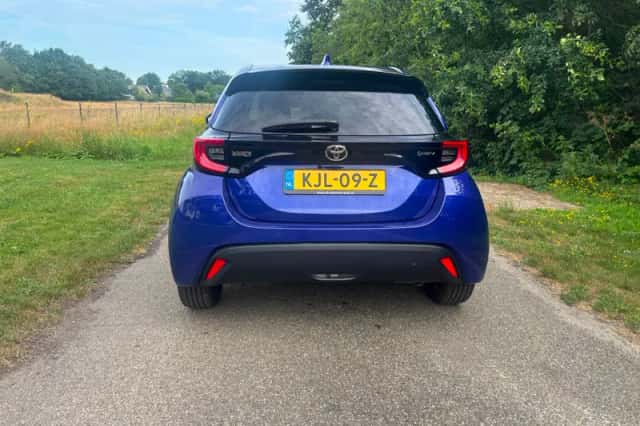 Toyota Yaris (2024) thumbnail 4