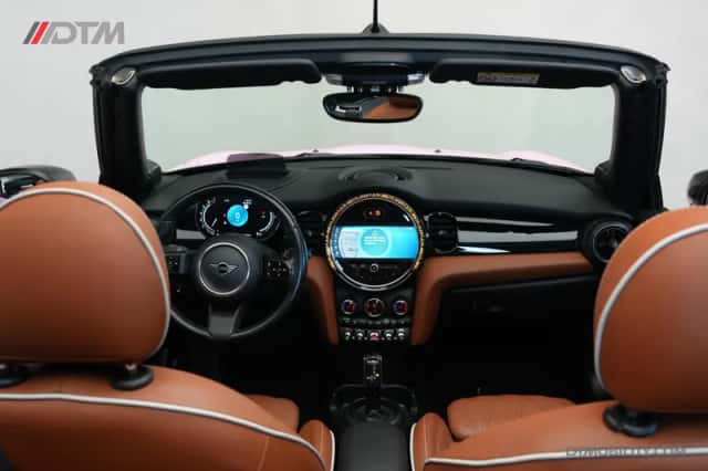 MINI Cabrio (2023) thumbnail 6