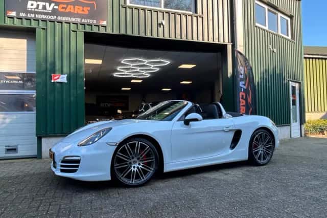 Porsche Boxster (2014) thumbnail 2