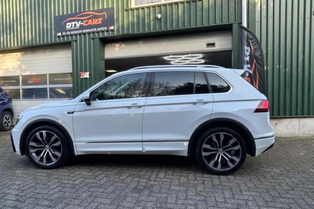 Volkswagen Tiguan (2019) thumbnail 4