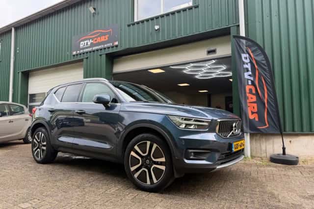 Volvo XC40 (2019) thumbnail 1