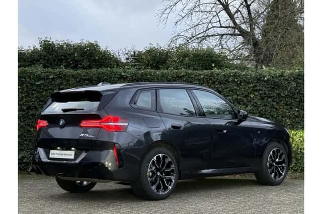BMW X3 (2025) thumbnail 3