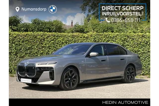 BMW i7 (2025) thumbnail 1