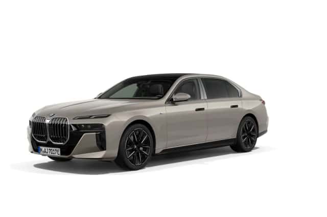 BMW i7 (2025) thumbnail 1