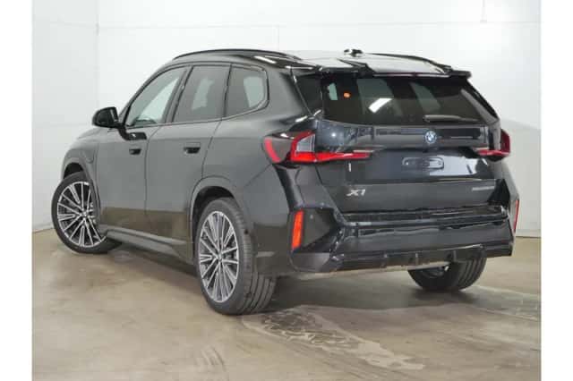 BMW X1 (2025) thumbnail 4