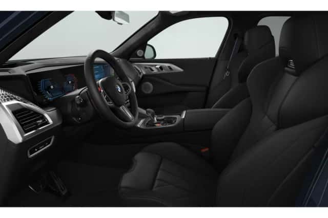 BMW XM (2025) thumbnail 3