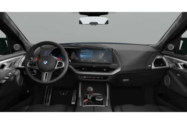 BMW XM (2025) thumbnail 4