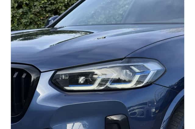 BMW X3 (2022) thumbnail 4