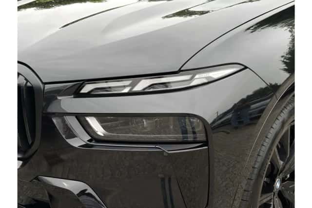 BMW X7 (2025) thumbnail 5