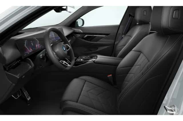 BMW i5 (2025) thumbnail 4