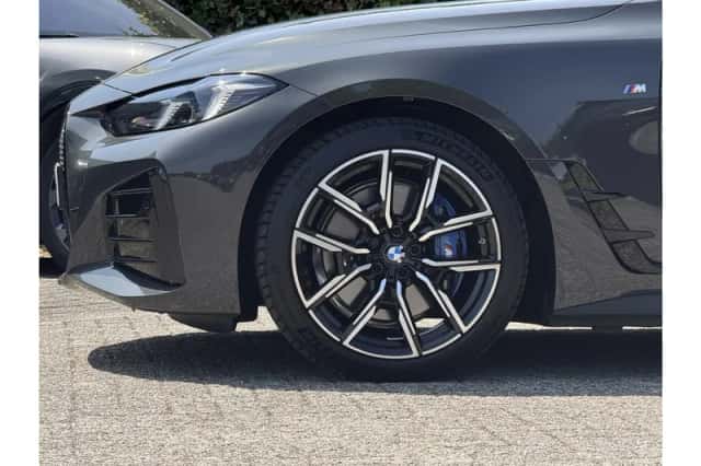 BMW i4 (2025) thumbnail 3
