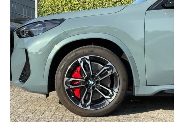 BMW iX1 (2026) thumbnail 4