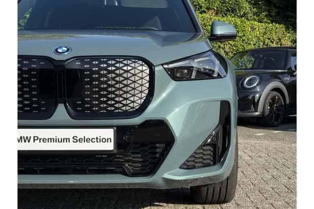 BMW iX1 (2026) thumbnail 5