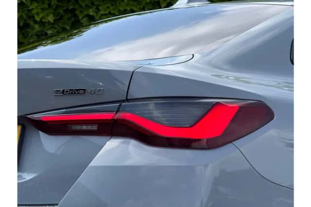 BMW i4 (2023) thumbnail 3