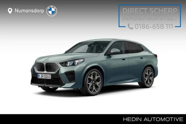 BMW iX2 (2025) thumbnail 1