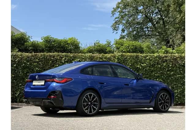 BMW i4 (2026) thumbnail 2