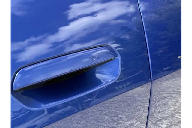 BMW i4 (2026) thumbnail 5