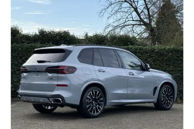BMW X5 (2025) thumbnail 3