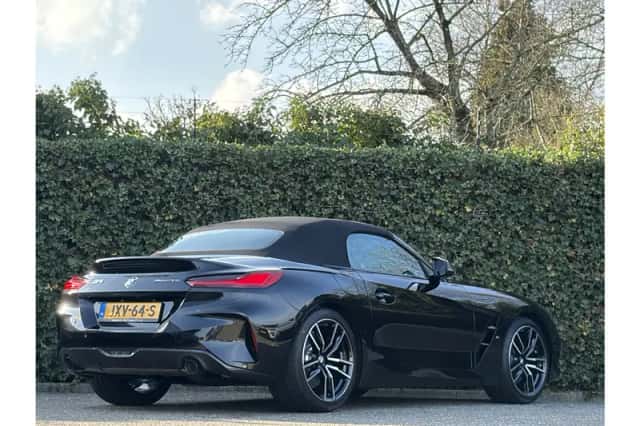 BMW Z4 (2026) thumbnail 3