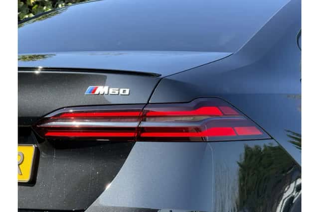 BMW i5 (2025) thumbnail 3