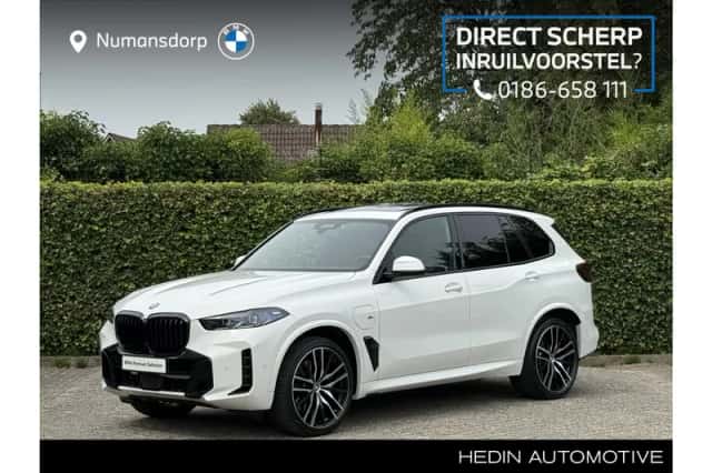 BMW X5 (2023) thumbnail 1
