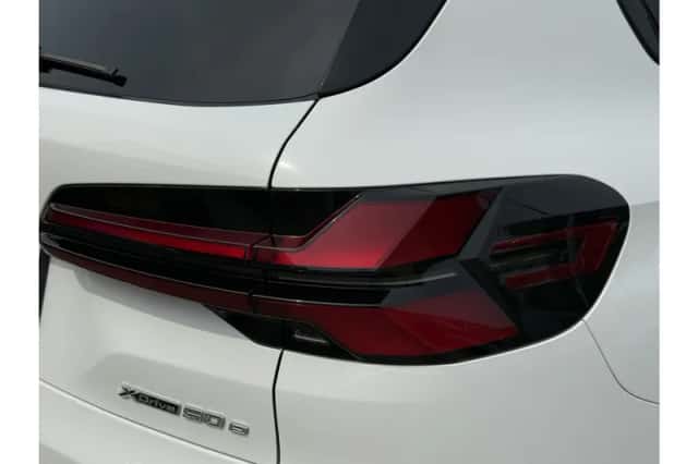 BMW X5 (2023) thumbnail 4