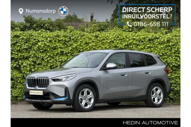 BMW iX1 (2023) thumbnail 1