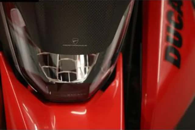 DUCATI HYPERMOTARD (2026) thumbnail 6
