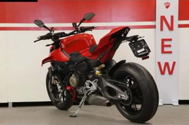 DUCATI STREETFIGHTER (2026) thumbnail 4