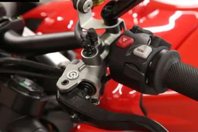 DUCATI STREETFIGHTER (2026) thumbnail 6