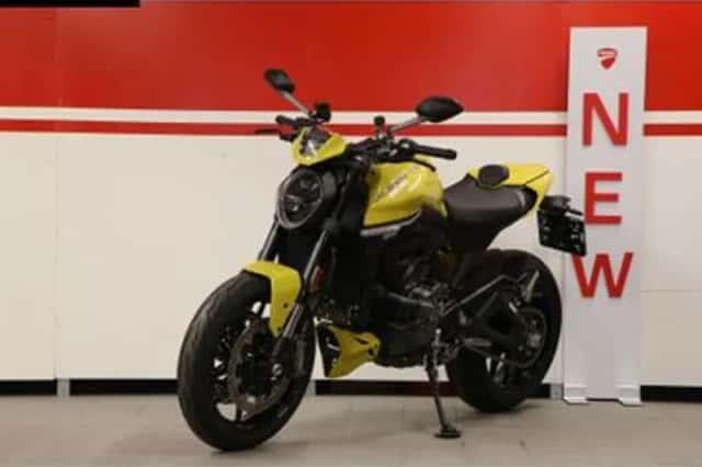 DUCATI MONSTER (2025) thumbnail 3