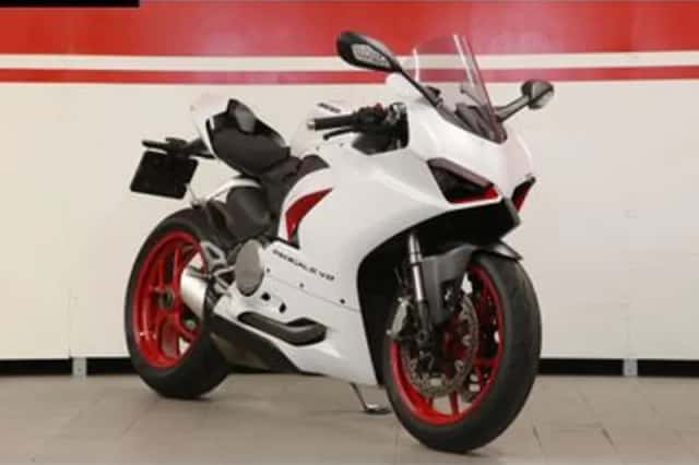 DUCATI PANIGALE (2020) thumbnail 2